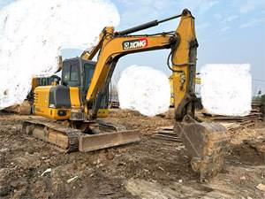 Excavadoras de cadenas Yanmar XE60 XE60DA con motor, 6 toneladas de peso operativo, incluye bomba de motor, excavadoras usadas para roca pequeña - Product Image 5