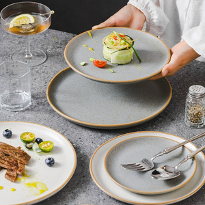 Nouvelle Assiette Décorative en Céramique de Style Rétro Moderne, Écologique et Lavable au Lave-Vaisselle, Idéale pour Hôtels et Fêtes - Product Image 2
