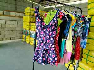 Maillots de bain d'<span class=keywords><strong>occasion</strong></span> WS14 pour femmes, hommes et adultes – Confortables, durables et de haute qualité – <span class=keywords><strong>Vente</strong></span> en gros pour l'été - Product Image 3