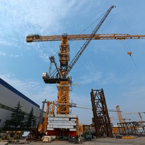 Grúa Torre de Pluma Articulada DAHAN 6ton CTL115(4515) con Pluma de 45m y Altura Máxima de 102m con Motor PLC en Venta - Product Image 4