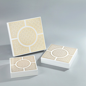 Scatola Regalo di Lusso Ecologica Nera/<span class=keywords><strong>Bianca</strong></span> con Rilievo Dorato Eid Mubarak - Scatola per Cioccolatini in <span class=keywords><strong>Legno</strong></span> Stile Mediorientale con Logo Personalizzabile - Product Image 2