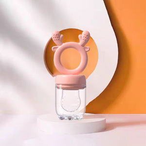 Tétine écologique pour enfants tétine en <span class=keywords><strong>silicone</strong></span> sans BPA mangeoire pour bébé avec peluche conception grignoteuse de fruits frais pour bébé - Product Image 4