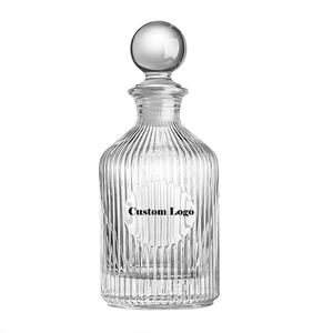 Carafe à whisky de luxe en cristal côtelé sans plomb avec bouchon hermétique 500 ml, bouteille à liqueur en verre cannelé pour <span class=keywords><strong>Scotch</strong></span> et <span class=keywords><strong>Bourbon</strong></span> - Product Image 1