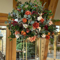 Décoration de mariage MoKtong : Boule de fleurs artificielles en soie en gros pour fête de jardin et autel de gazebo