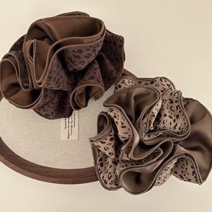 Chouchous en tissu imprimé léopard surdimensionnés de 16 cm, élastiques pour cheveux, attaches pour queue de cheval pour filles - Product Image 2