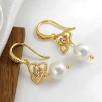Fantaisie Rouge Couleur Zircon Pierre Shell Perle Boucle D'oreille Hameçon Goutte Forme Perle Boucle D'oreille pour les Femmes