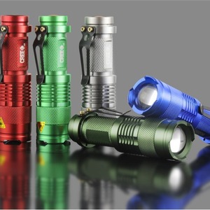 SK68 COB LED ไฟฉายแบบชาร์จไฟได้มินิแทคติคอลไฟกลางแจ้งแหล่งกำเนิดแสงสีขาว - Product Image 2