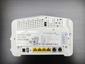 Brmc hg8245c sử dụng phần mềm tiếng anh FTTH 4fe + 2 Chậu + 1USB + Thiết bị sợi cổng <span class=keywords><strong>Wifi</strong></span> epon xpon modem GPON onu hg8245c - Product Image 3