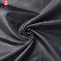 Vente directe d'usine 100% Polyester 46GSM respirant 190T taffetas en relief tissu écologique pour les filles doublure de veste en duvet