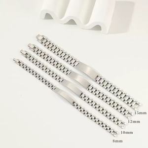 <span class=keywords><strong>Bracciale</strong></span> da Uomo di Alta Qualità con <span class=keywords><strong>Nome</strong></span> Personalizzato Inciso, Placcato in Oro 18K, Nuovo Stile in Acciaio Inossidabile - Product Image 2