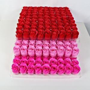 Caixa de Presente com 81 Rosas de Sabão Artesanais da Fábrica LUYI, Flores Aromáticas para Casamento e Dia das Mães - Product Image 3