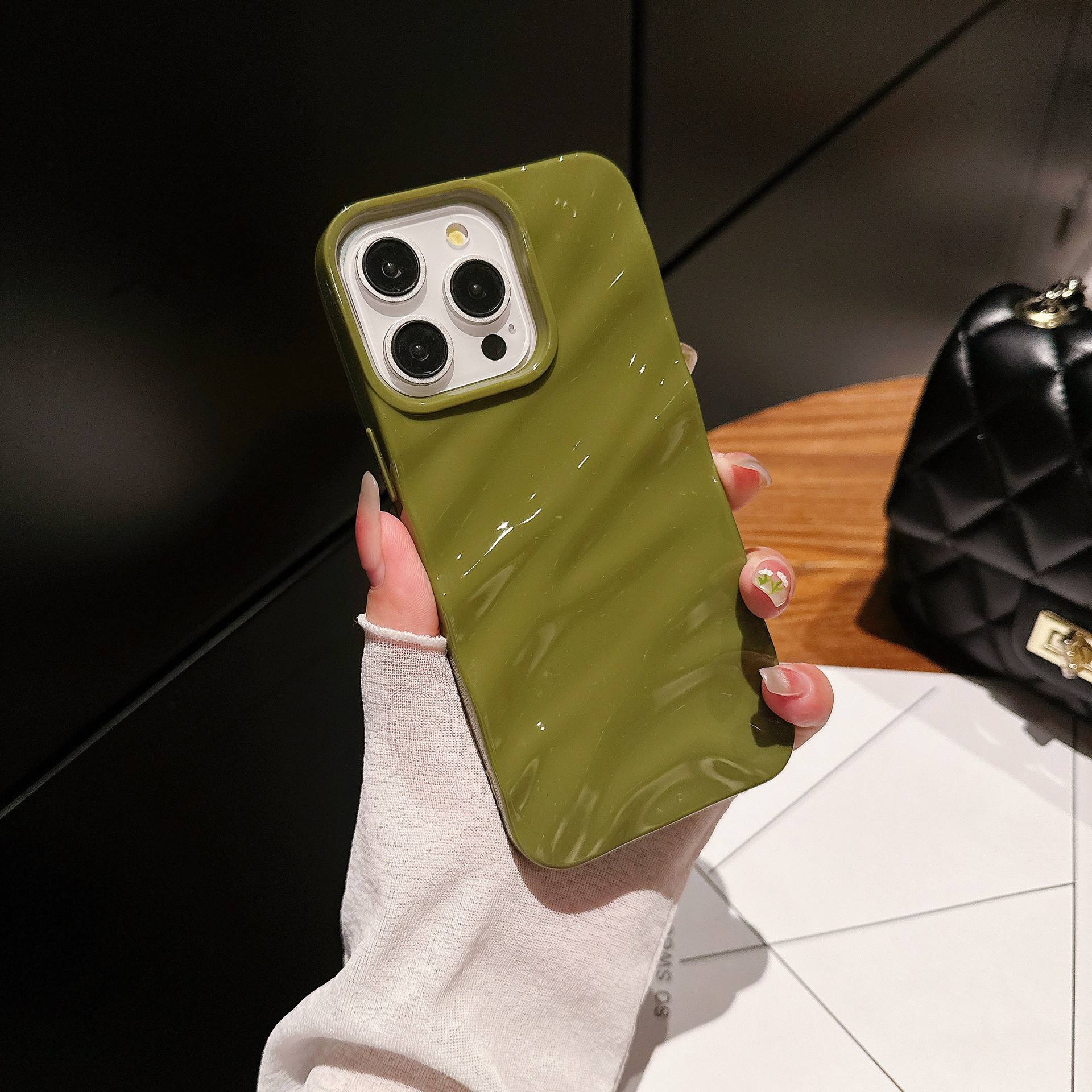 สีเขียว