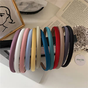 عصابة شعر ساتان بسيطة من YJL عصابة رأس عصرية بألوان الحلوى للشعر النحيل حلقات شعر نسائية عصابة رأس مانعة للانزلاق - Product Image 2