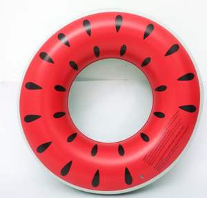 Bouée <span class=keywords><strong>de</strong></span> piscine et <span class=keywords><strong>de</strong></span> plage <span class=keywords><strong>gonflable</strong></span> géante en forme <span class=keywords><strong>de</strong></span> pastèque pour la détente et les fêtes estivales des adultes - Product Image 5