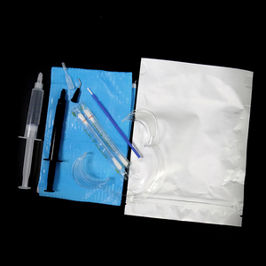 Kit Professionale per lo Sbiancamento Dentale con Gel al Perossido, Trattamento Istantaneo per Una Persona in 30-40 Minuti - Product Image 1