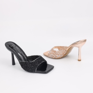 Nouvelles sandales d'été 2026 pour femmes, transparentes, à bout carré, ornées de strass, talons hauts scintillants à une bride en cristal - Product Image 1