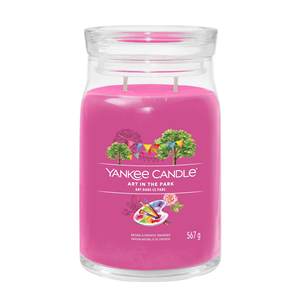 Yankee Candle - Vela Grande en Frasco con 2 Mechas, Diseño Art in the Park - Product Image 1