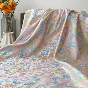 2025 Jacquard Damask Design broccato tessuti con motivi floreali ideali per la rivendita da negozi di abbigliamento e tessuti per Wedding Dre - Product Image 1