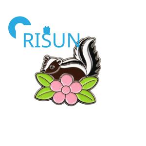 Broche en émail personnalisée en métal, motif hérisson mignon de dessin animé, style Kawaii, pour revers, cadeau - Product Image 3