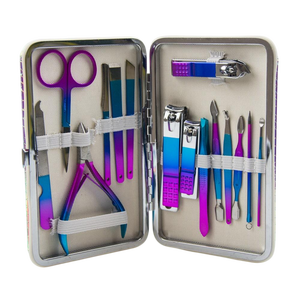 Ensemble d'outils de <span class=keywords><strong>manucure</strong></span> et pédicure en acier inoxydable coloré avec coupe-cuticules et coupe-ongles – Kits de <span class=keywords><strong>manucure</strong></span> en gros - Product Image 1