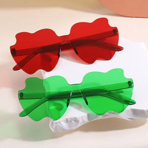 2025 nouvelles lunettes <span class=keywords><strong>de</strong></span> <span class=keywords><strong>soleil</strong></span> <span class=keywords><strong>de</strong></span> couleur <span class=keywords><strong>de</strong></span> forme <span class=keywords><strong>Apple</strong></span> avec optique <span class=keywords><strong>de</strong></span> gelée sans cadre UV400 lentilles optiques matériel PC - Product Image 1