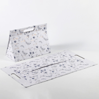 Boîte cadeau auto-élevable à fermeture magnétique, revêtement UV, carton ondulé, boîte rigide, impression offset, motifs floraux, doublure en mousse, pour vêtements