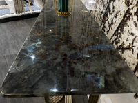Table basse moderne en marbre vert poli et granit massif pour hôtel et salon - Stonevic