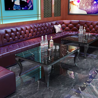 Ensemble de mobilier de table pour boîte de nuit KTV de luxe, banquette Chesterfield bordeaux capitonnée à boutons profonds, sièges VIP avec canapé