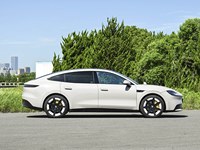 Offre Spéciale M-G07 EV 610 Berline Électrique Haut de Gamme Grand Espace Confortable Intelligente Batterie Semi-Solide Autonomie 601-700km 5 Portes