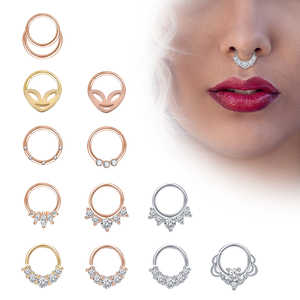 Poennis แหวนปิดจมูกรูปหัวกะโหลก, แหวนติดผนังปิดจมูกทำจากเพทายประกายเพชร9เม็ด - Product Image 1