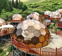 Tentes hôtelières en verre trempé et alliage d'aluminium pour le tourisme culturel en zone scénique, chambres à ciel étoilé, style nid d'abeille, tentes pare-soleil