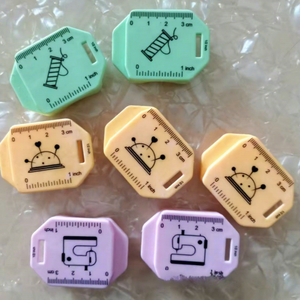 Support de bord multifonction en PVC tissé magnétique puissant et <span class=keywords><strong>invisible</strong></span>, <span class=keywords><strong>pour</strong></span> machine à coudre et <span class=keywords><strong>tricot</strong></span>, avec ventouse Ding Xing - Product Image 4