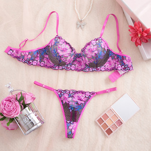 Conjunto de Lencería Femenina de 2 Piezas, Brasier y Tanga de Encaje Floral, Lencería Sexy Transparente para Mujer - Product Image 2