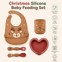 Ensemble de sevrage pour bébé en silicone personnalisé OEM pour Noël - Kit d'alimentation de 5 pièces pour les fêtes avec bavoir renne, tasse et assiette cœur