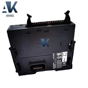 Unité d'extension d'entrée Keyence KV-NC32EX, 32 entrées, commutation 5V/24V DC, type de connecteur, neuf, original - Product Image 1
