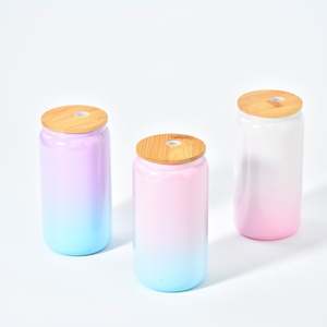 NUEVO Vaso de Vidrio Holográfico Degradado de 16oz con Brillo, de Borosilicato de Alta Calidad, para Sublimación, con Tapas y Pajitas - Product Image 4