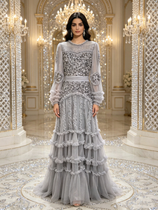 <span class=keywords><strong>Abito</strong></span> da sera <span class=keywords><strong>lungo</strong></span> con perline e paillettes, in <span class=keywords><strong>tulle</strong></span> a balze, con maniche a lanterna lunghe e collo alto arricciato, lunghezza maxi, per feste formali - Product Image 3