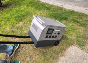 Station d'alimentation portable 3000W 4KWh, générateur solaire avec batterie au lithium |   11000 cycles - Product Image 1