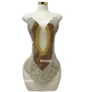 Popolare Applicazione in Strass Dorati per Corpetto, Patch Decorativa per Abiti da Cerimonia, Realizzata a Mano - Product Image 6