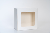 Vente en gros Fenêtre transparente 6 8 10 pouces Boîte à gâteau transfrontalière Emballage en papier pour dessert occidental Couche de mousse à usage alimentaire