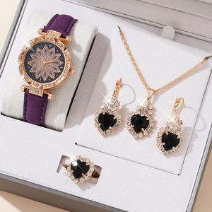 LP28 Ensemble <span class=keywords><strong>de</strong></span> <span class=keywords><strong>luxe</strong></span> quatre pièces pour <span class=keywords><strong>femme</strong></span> : collier, bague, boucles d'oreilles et montre-bracelet, orné <span class=keywords><strong>de</strong></span> strass, idéal pour la vente en gros et en stock - Product Image 3