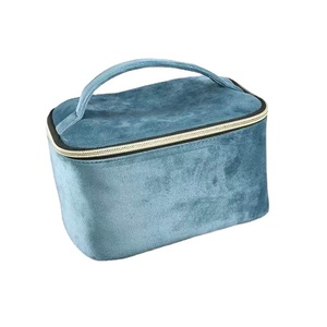 Bolsa de Maquillaje y Almacenamiento de Viaje de Moda de Alta Calidad, Colores Personalizables con Cierre de Cremallera - Product Image 1