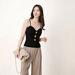 Haut court en maille côtelée élégant et inspiré du luxe pour <span class=keywords><strong>femme</strong></span>, été 2026, sans manches, dos nu, <span class=keywords><strong>col</strong></span> en <span class=keywords><strong>V</strong></span>, écologique et respirant - Product Image 3