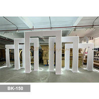 BK-150 Tendance : Ensemble de 5 panneaux décoratifs en PVC pour arche de toile de fond de mariage 5D, blancs et carrés, pour événements, fêtes et accessoires de scène