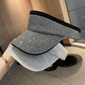 Casquette d'été fine et tendance pour femmes, protection solaire, style Y2K Hip-hop, imprimé léopard, ornée de pierres, cristaux et strass, idéale pour les voyages et les sorties. - Product Image 1
