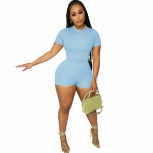 Pantalones cortos informales de manga corta para <span class=keywords><strong>mujer</strong></span> europea <span class=keywords><strong>americana</strong></span>, conjunto de dos piezas, <span class=keywords><strong>colores</strong></span> caramelo, estilo deportivo sólido, ropa transfronteriza - Product Image 3