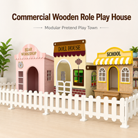 Maison de jeu en bois commerciale pour enfants, thèmes clinique, maison de poupée, caserne de pompiers, équipement de jeu intérieur, pour aire de jeux, café et école