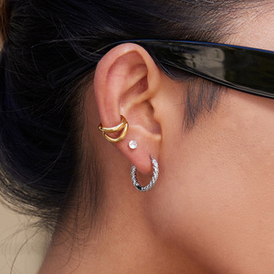 Hoop Earrings 14K Gold Stainless Steel Hammered Classic Design Unisex Jewelry - Product Image 5