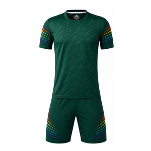 Ensemble de maillots de football sublimés pour hommes, à manches courtes, respirant, coupe athlétique, évacuant l'humidité, toutes saisons, vente en gros - Product Image 2