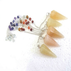 Vente en gros de pendules de radiesthésie faits à la main en agate jaune naturelle, chaîne des sept chakras, pierre semi-précieuse, guérison Reiki - Product Image 1